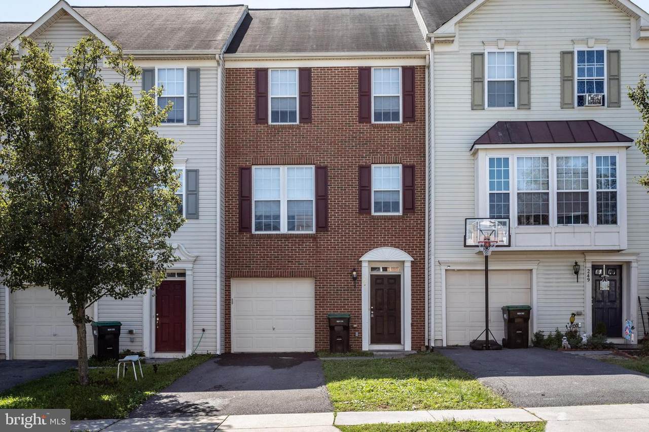 247 Robins Way - Photo 1