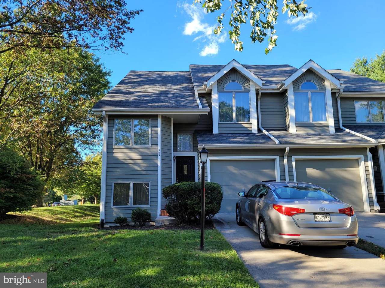 5031 Columbia Road - Photo 1