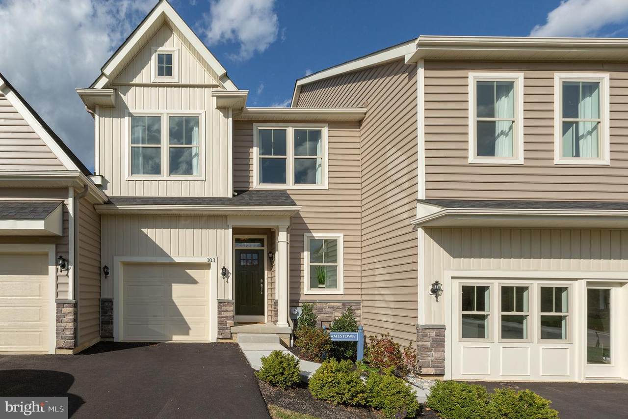 294 Kestrel Court - Photo 1