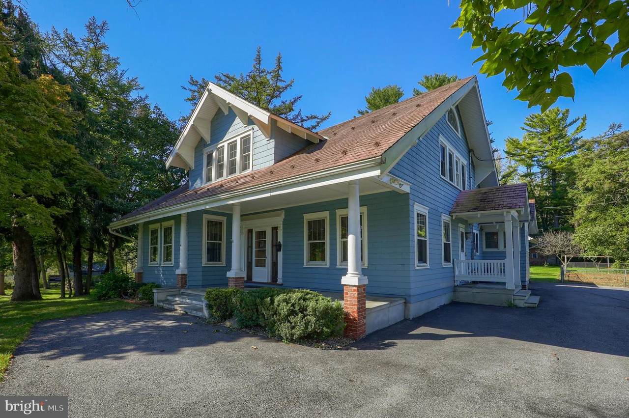 350 Morwood Avenue - Photo 1