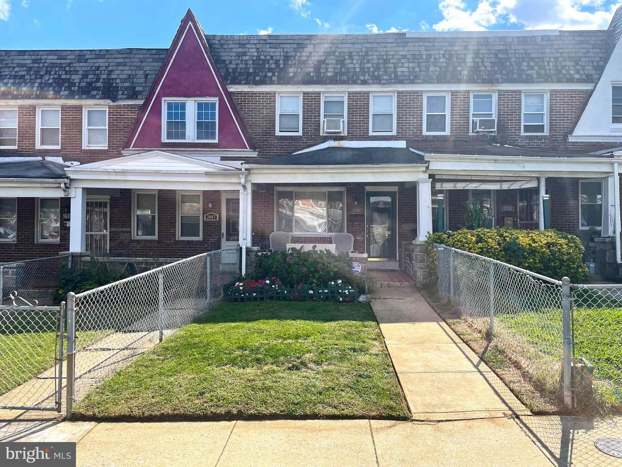 3909 Cranston Avenue - Photo 1