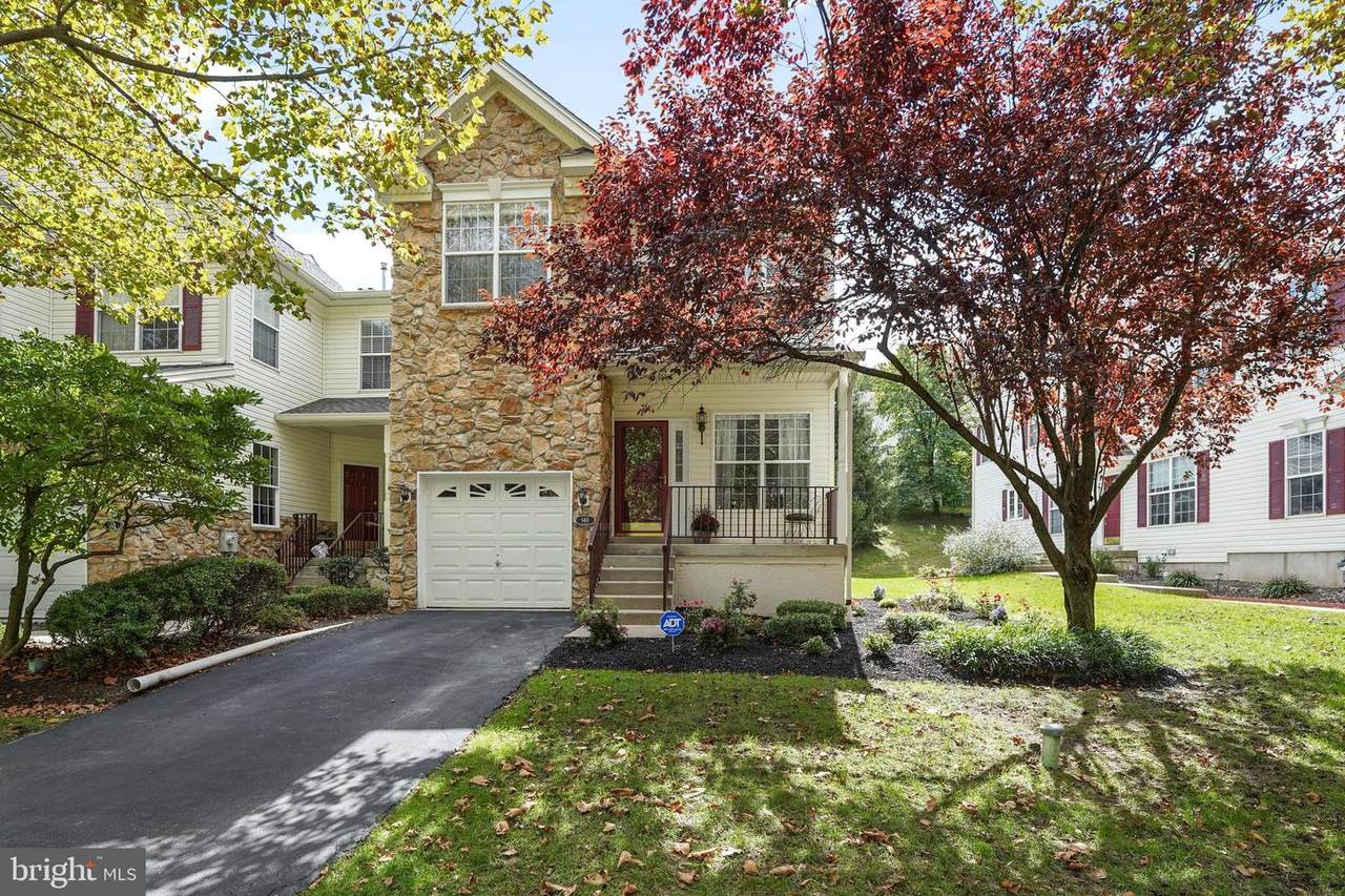 140 Birchwood Drive - Photo 1