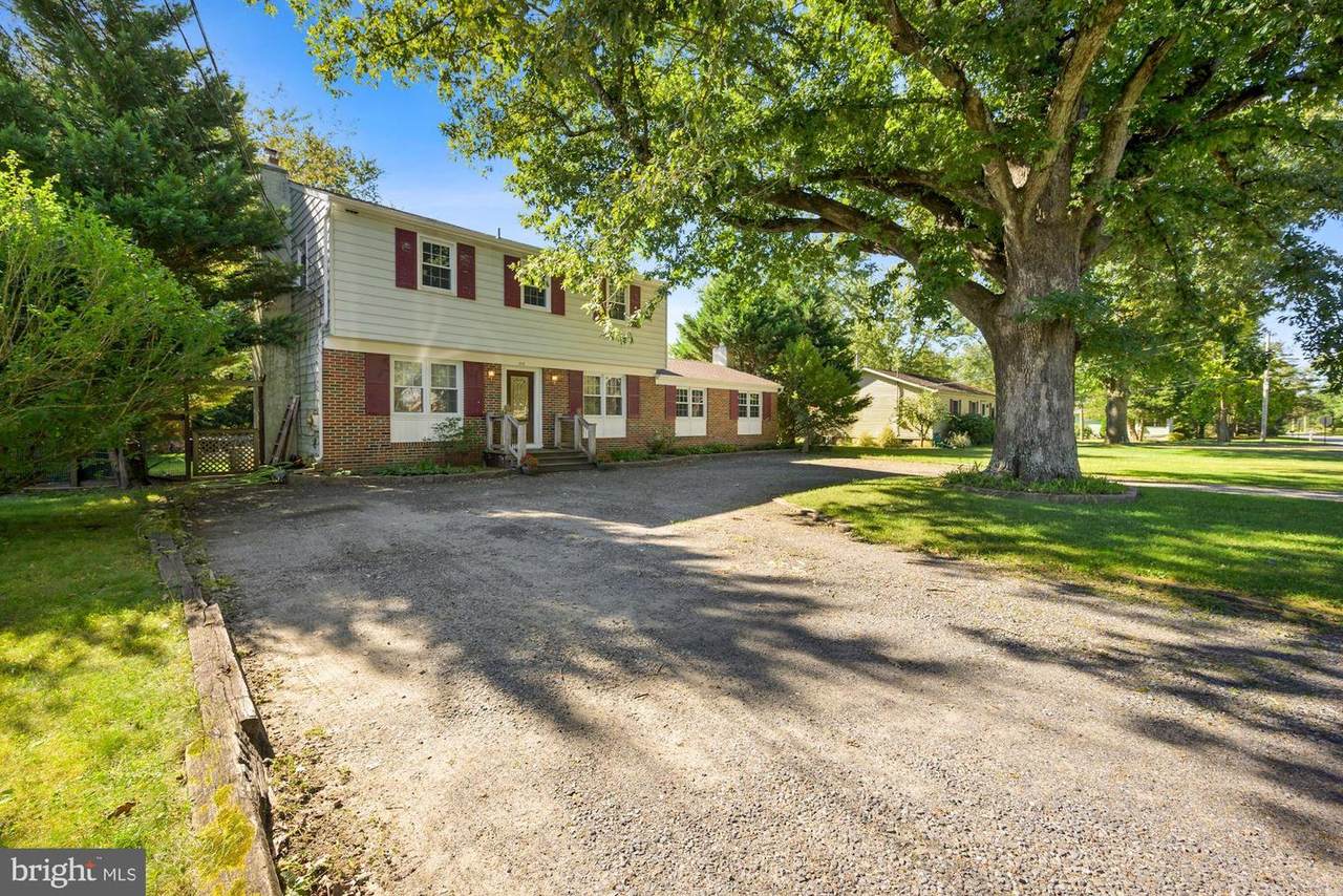 2316 Ellwood Avenue - Photo 1