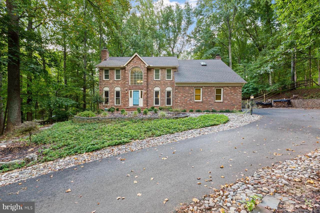 5413 Nuthatch Court - Photo 1