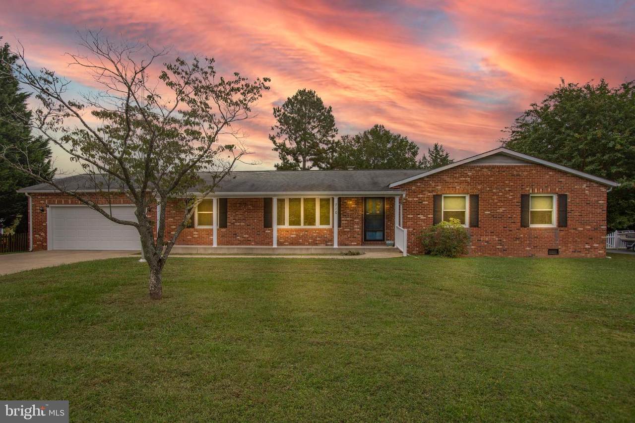 710 Winterberry Drive - Photo 1