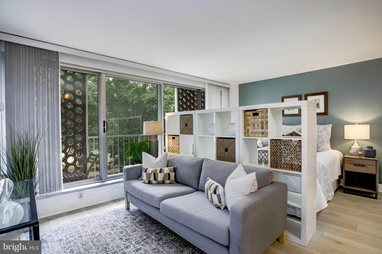 800 4TH Street - Photo 1