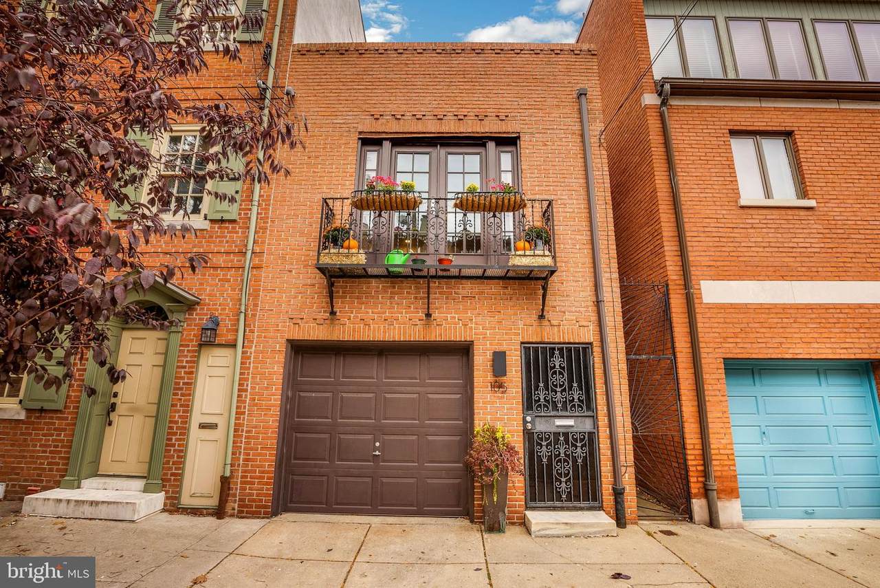 105 Kenilworth Street - Photo 1