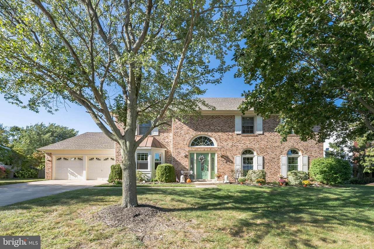 38 Winchester Drive - Photo 1