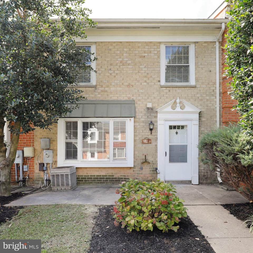 9025 Laurel Road - Photo 1