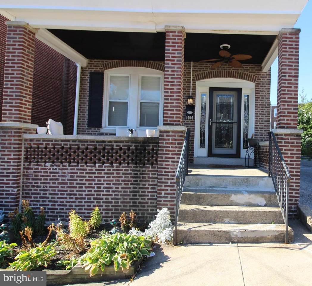 1404 Maple Street - Photo 1