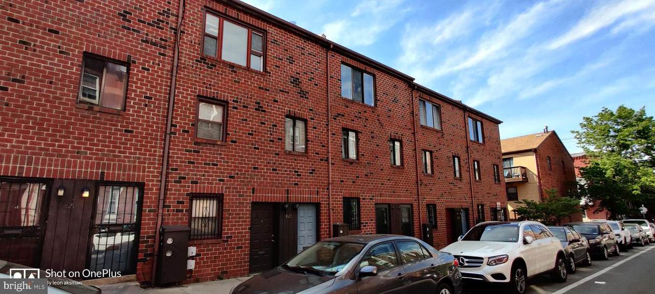 822 26TH Street - Photo 1