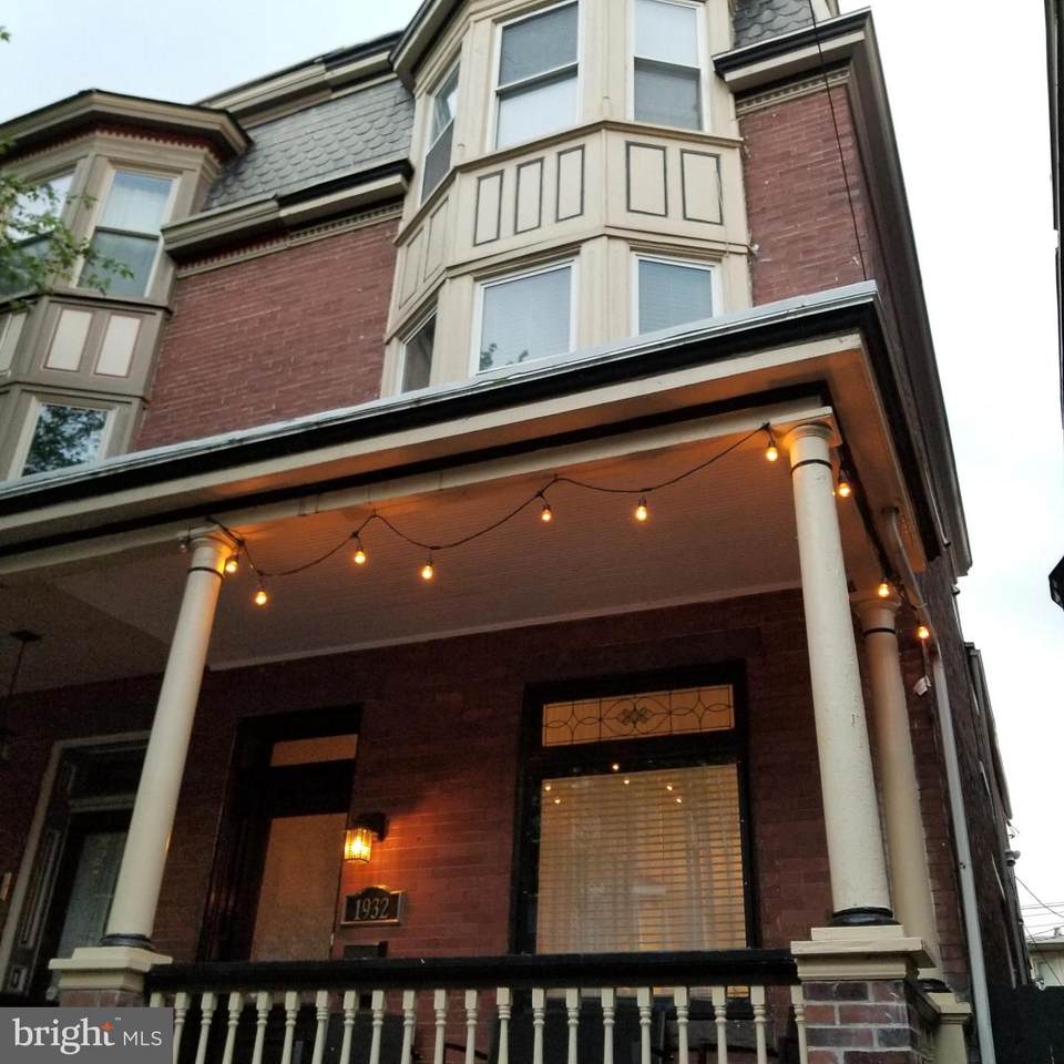 1932 Green Street - Photo 1