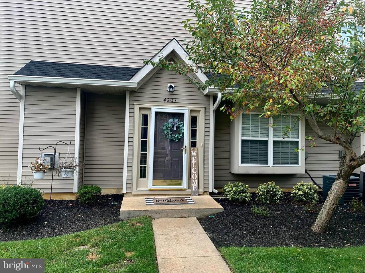 4203 Grenwich Lane - Photo 1