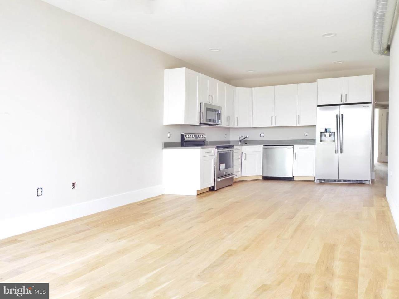 1537 Gales Street - Photo 1