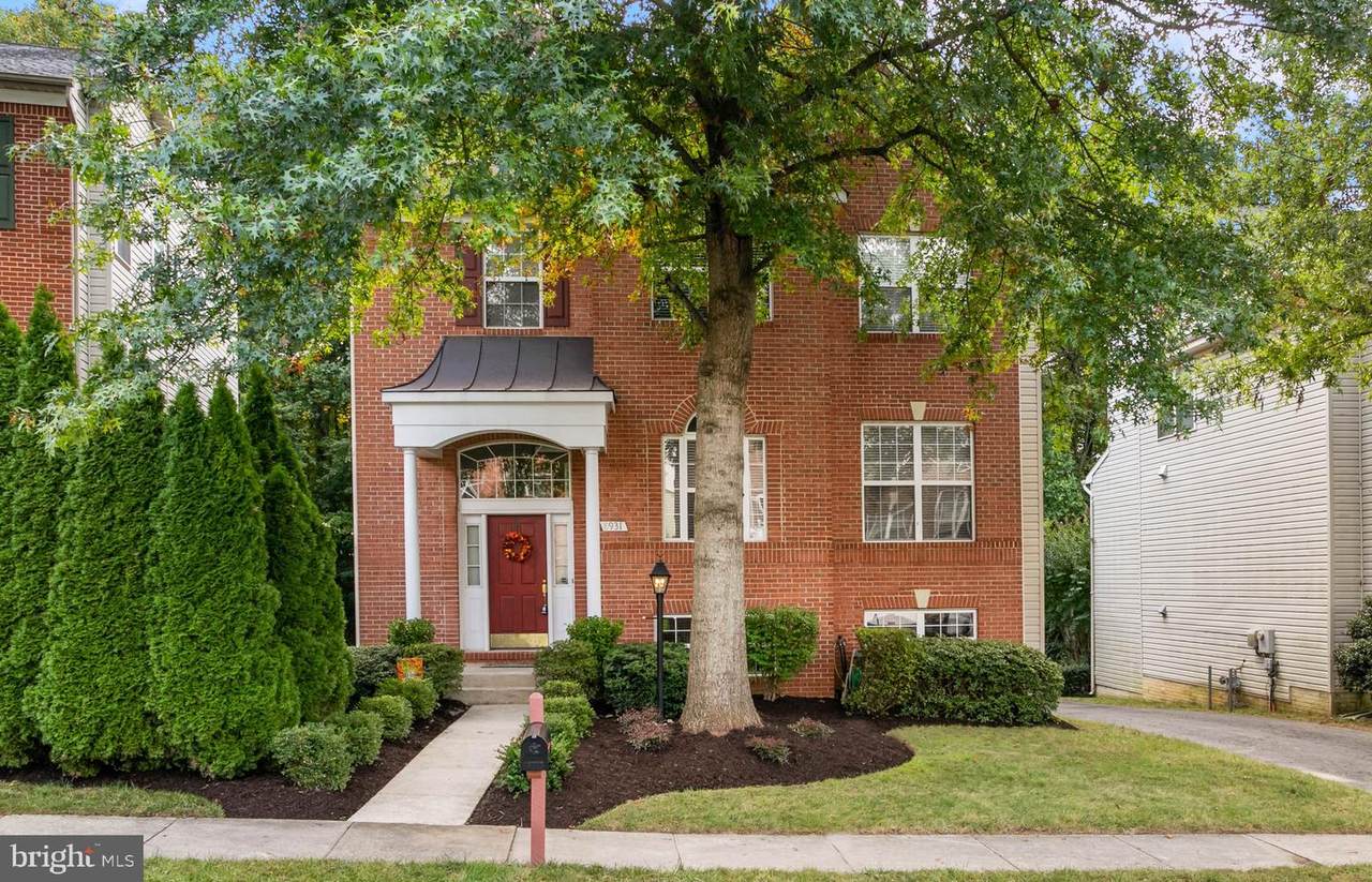8931 Garden Gate Drive - Photo 1