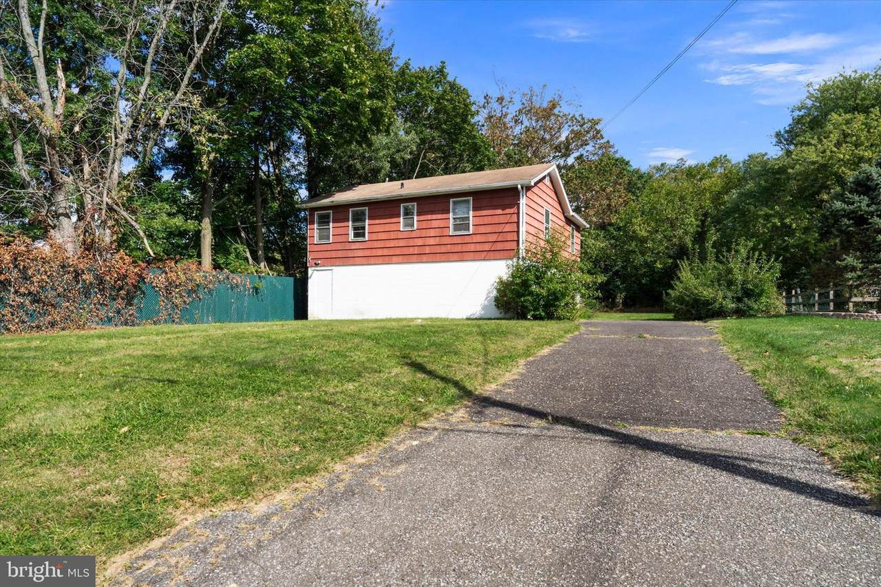 7 Davison Road - Photo 1