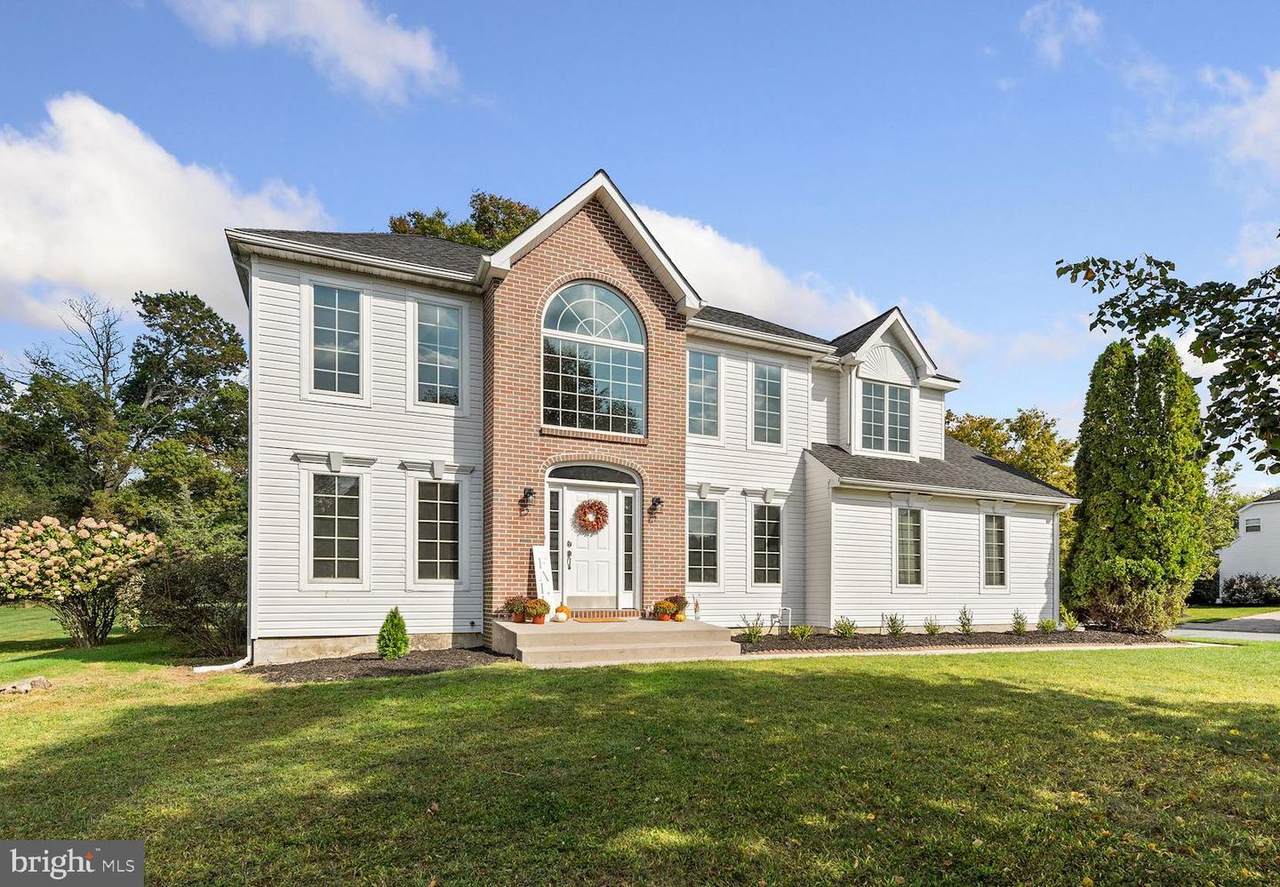 17 Hilltop Drive - Photo 1