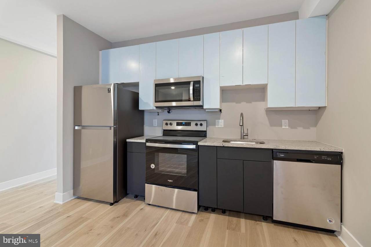 100 Susquehanna Avenue - Photo 1