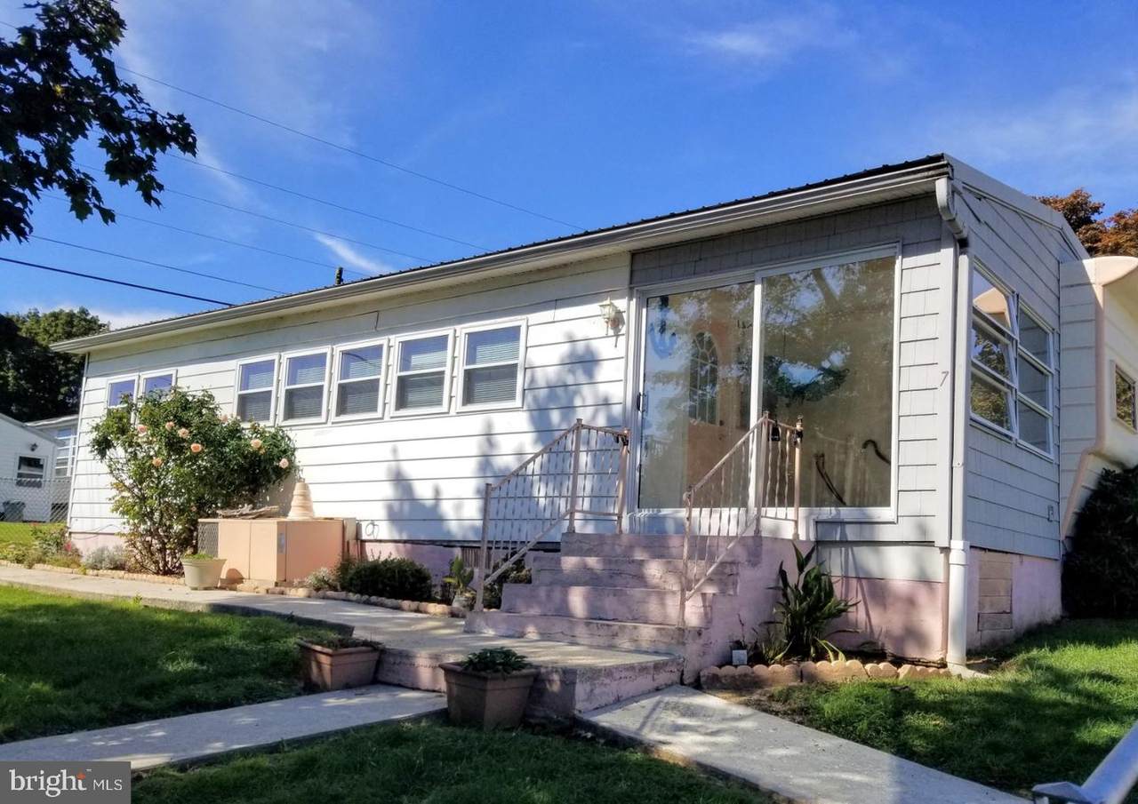 7 Summit Road - Photo 1