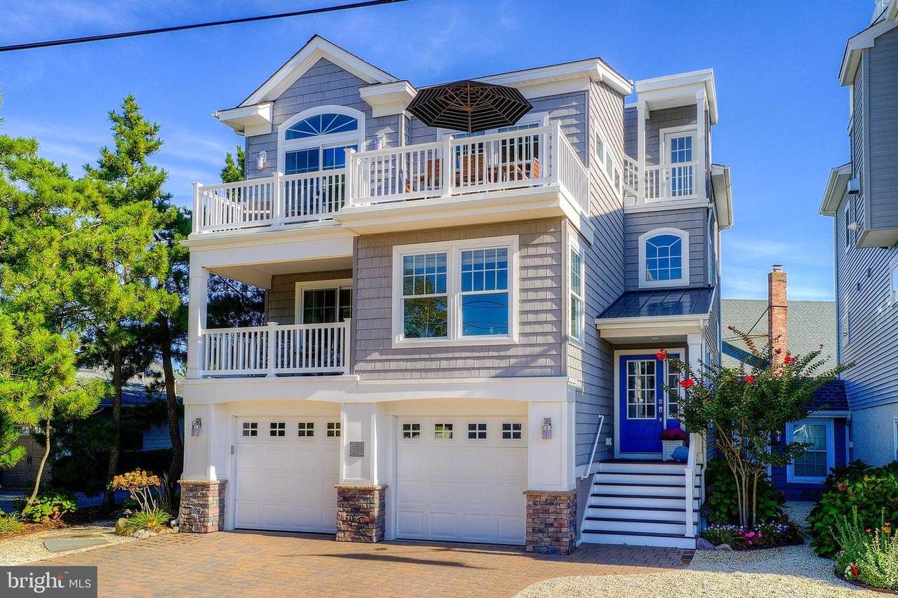 1070 Long Beach - Photo 1