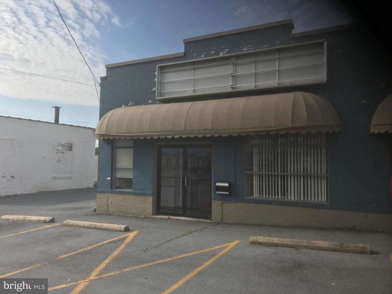 1015 West Washington Street - Photo 1