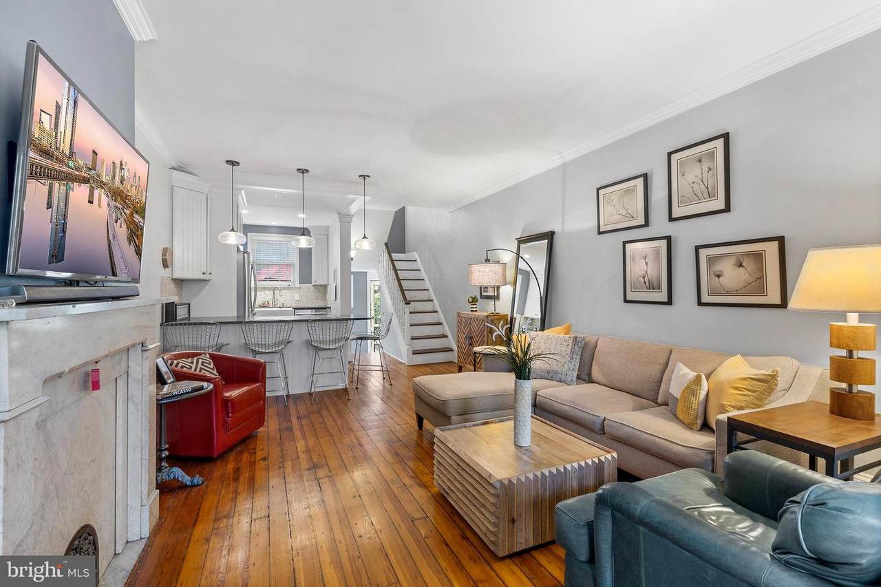 318 Juniper Street - Photo 1