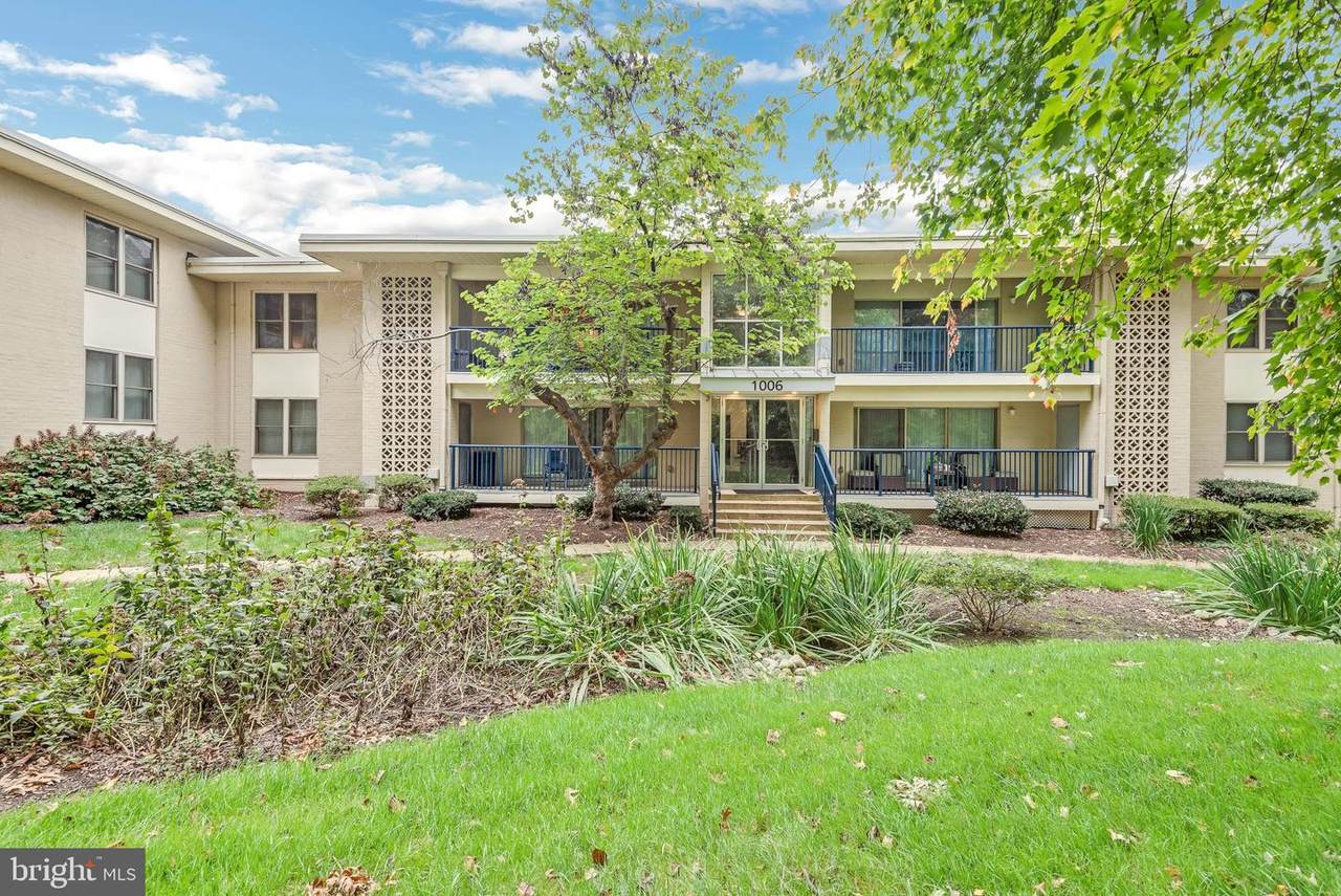 1006 Primrose Road - Photo 1