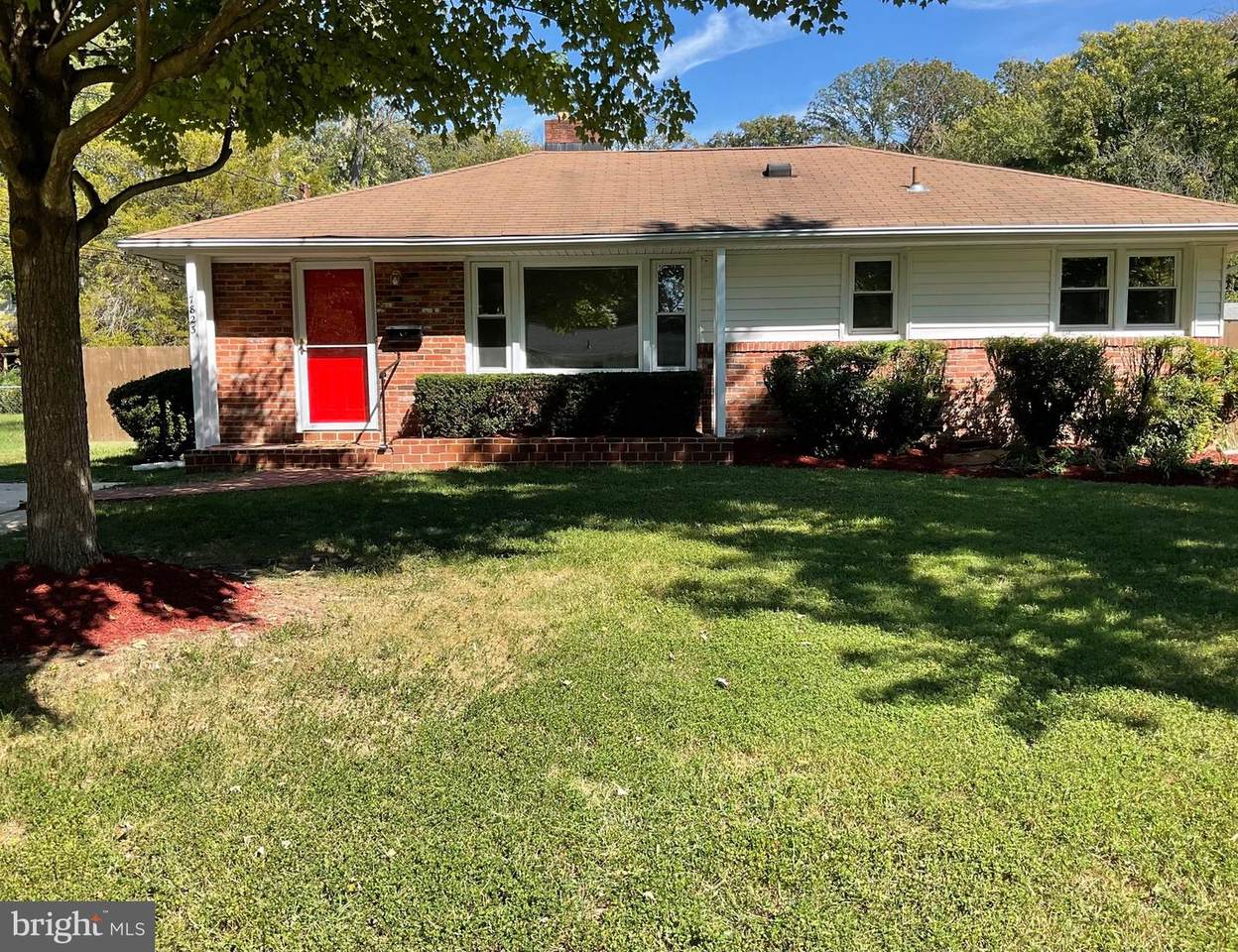 7823 Yorktown Drive - Photo 1