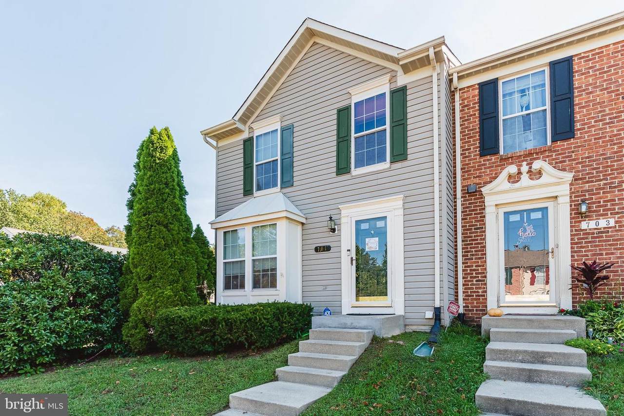 701 Summer Ridge Court - Photo 1