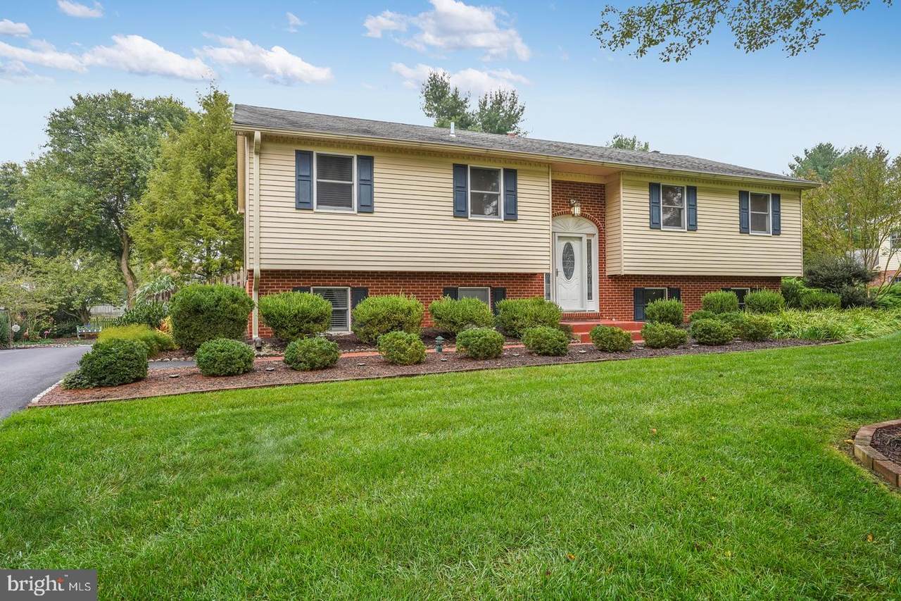 117 Savannah Drive - Photo 1