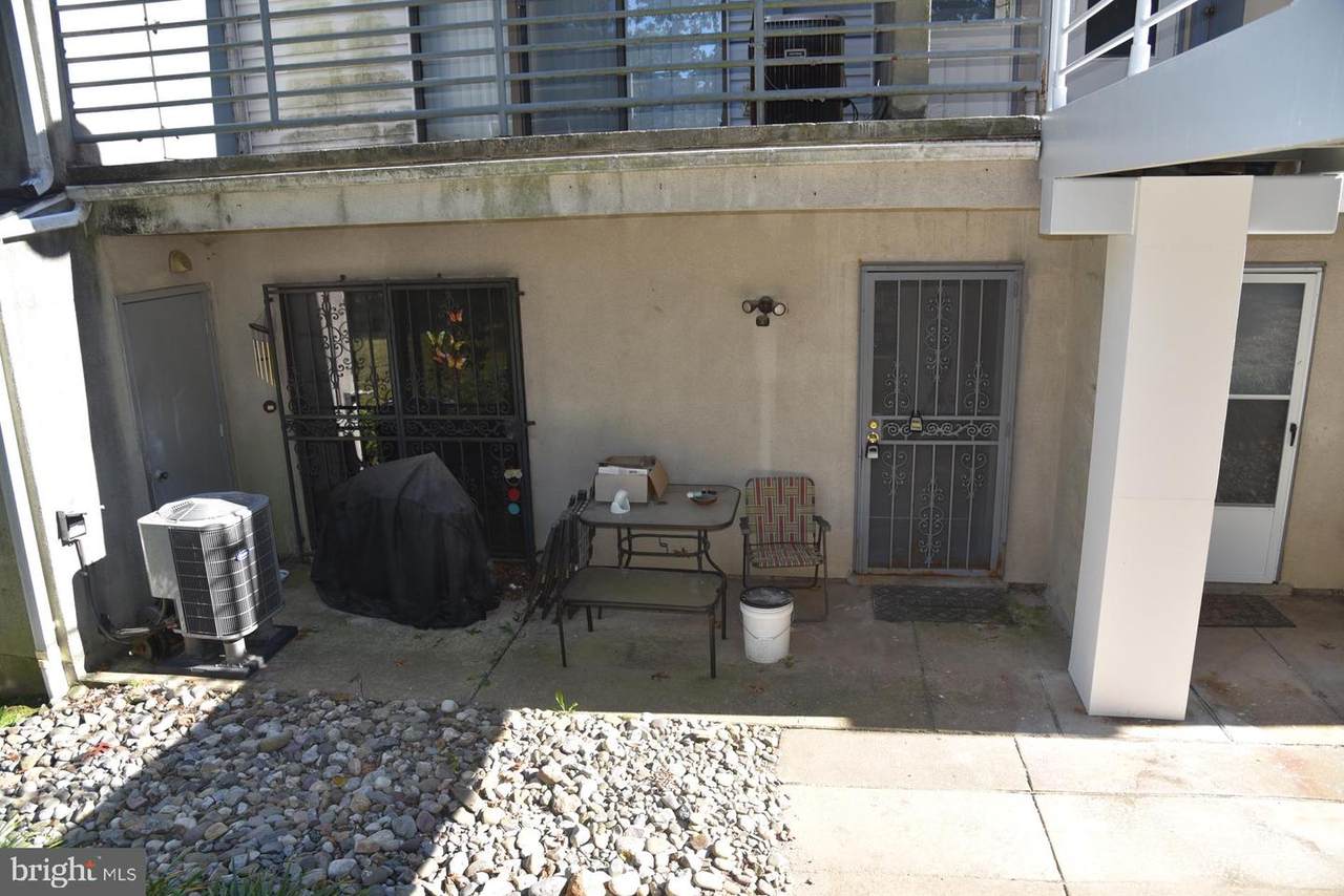 64 Ashlar Hill Court - Photo 1