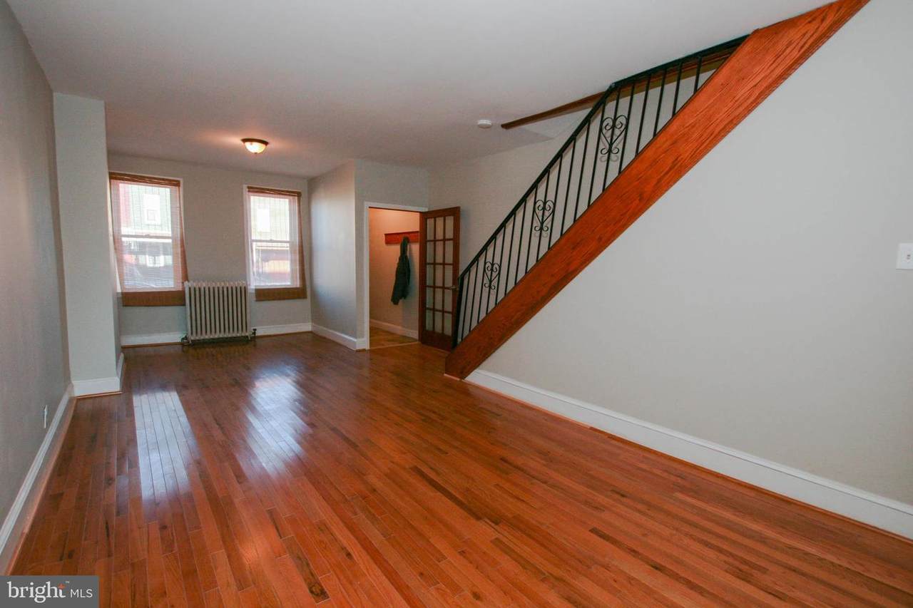 528 York Street - Photo 1