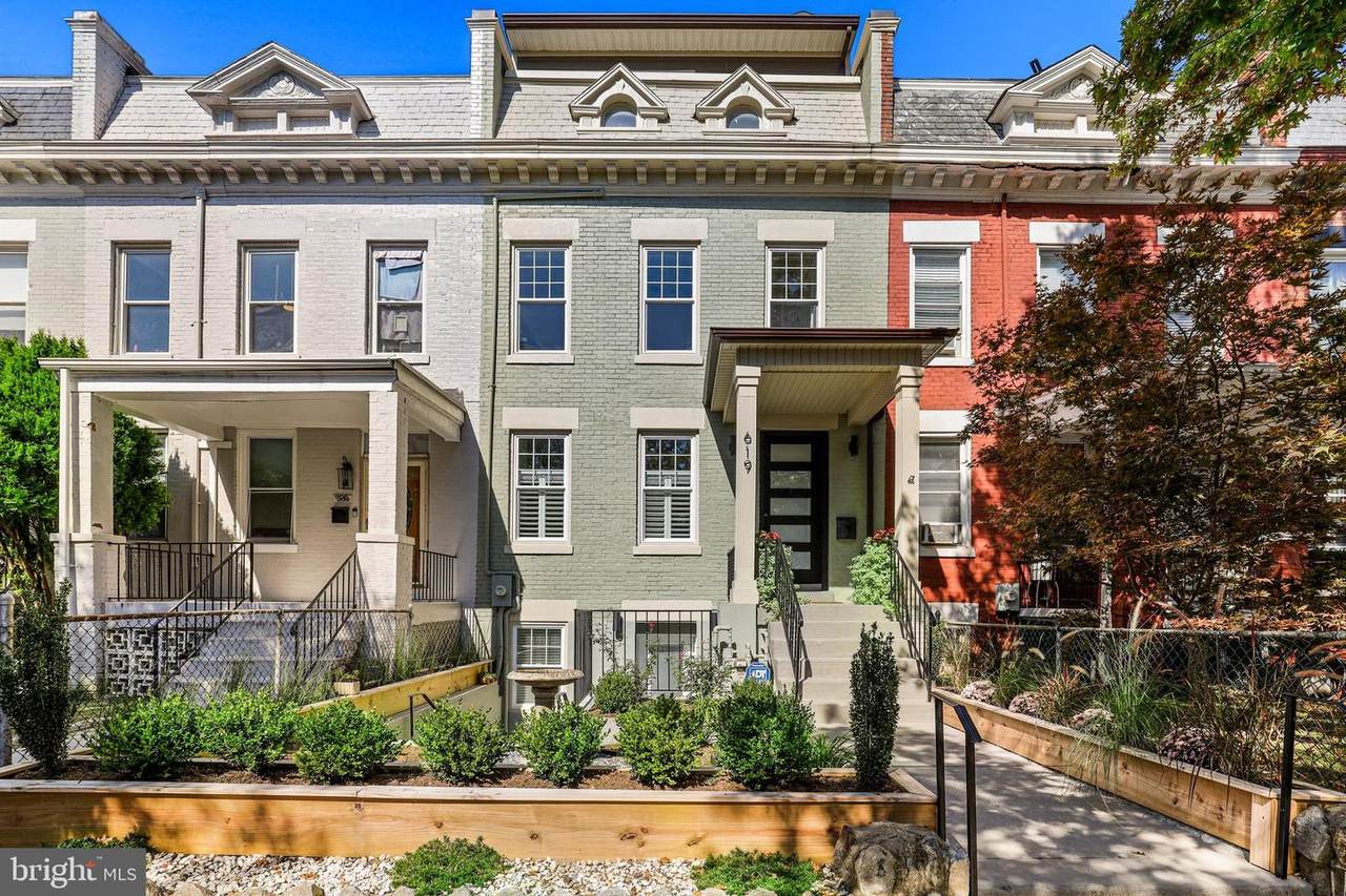 619 Lamont - Photo 1