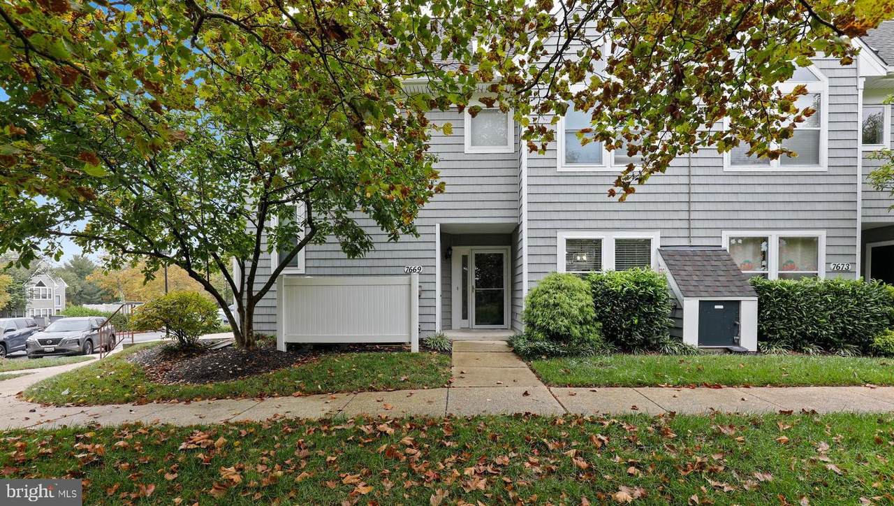 7669 Coachlight Lane - Photo 1