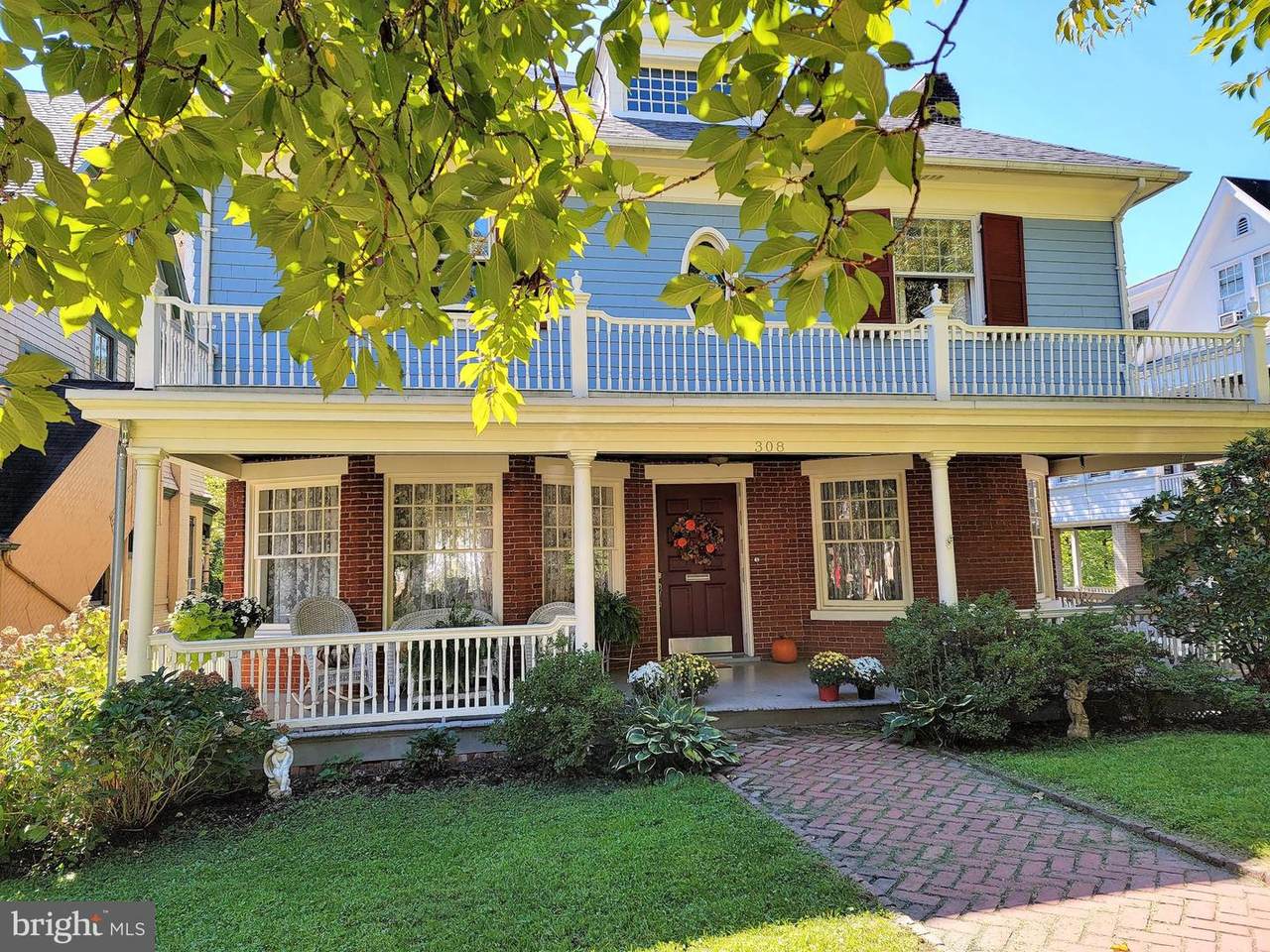 308 Washington - Photo 1