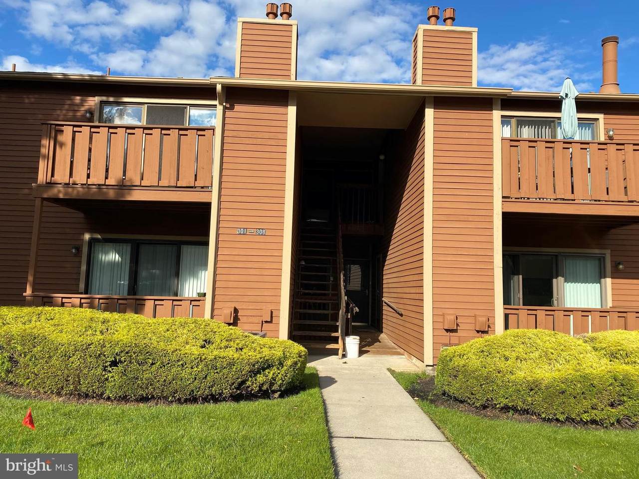 304 Woodhollow - Photo 1