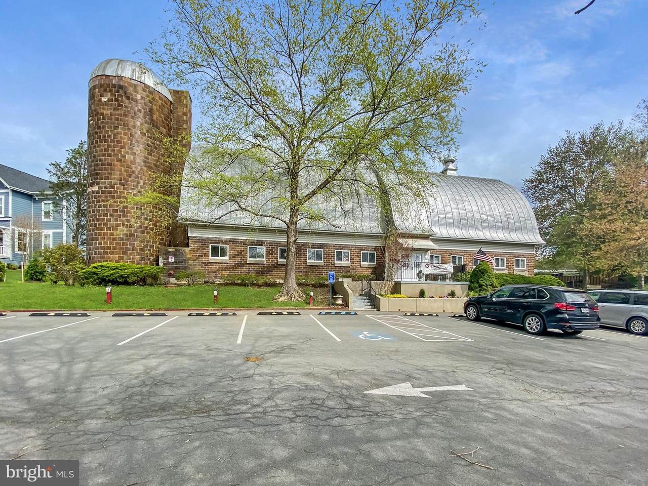 3005 Dower House - Photo 1