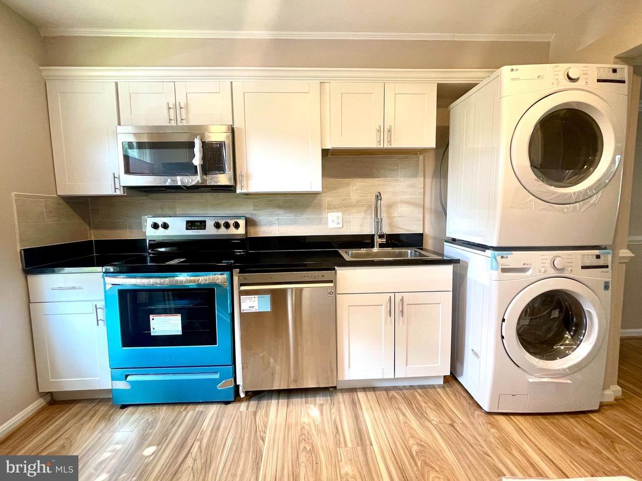 7627 Somerset Lane - Photo 1