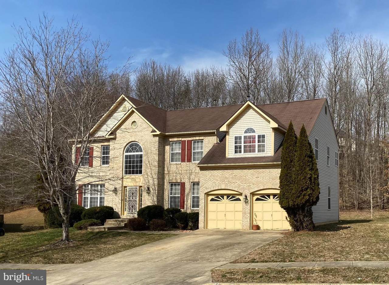 2000 Thistlewood Drive - Photo 1