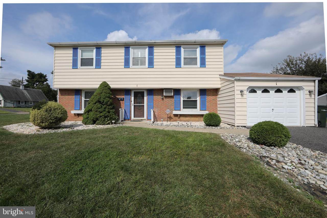 1 Mariner Lane - Photo 1