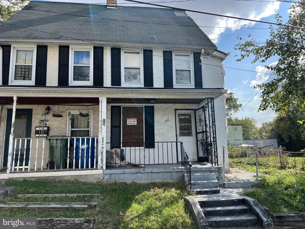523 Wellesley Street - Photo 1