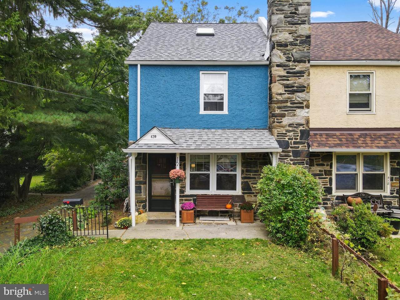420 Vernon Street - Photo 1