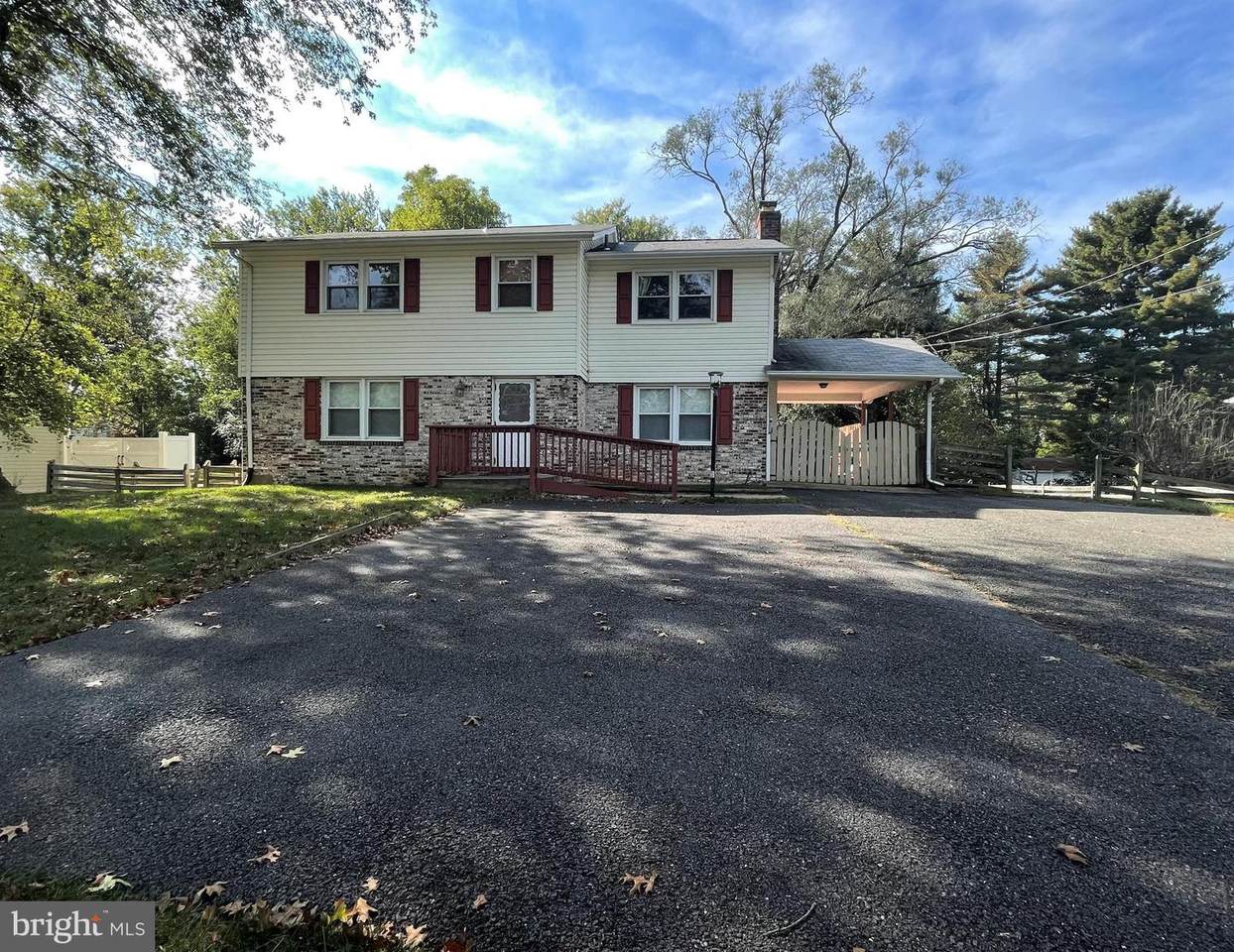 17404 Redland Road - Photo 1