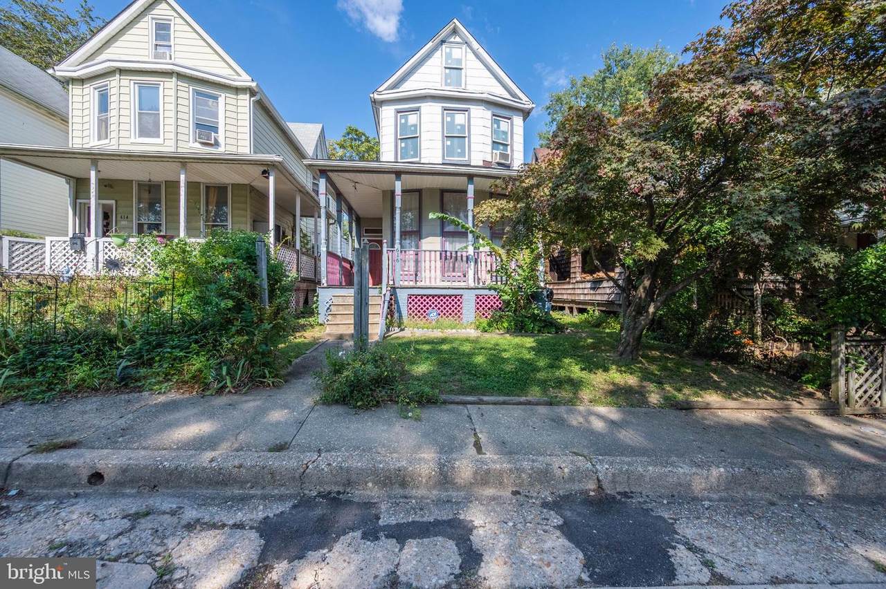 616 Venable Avenue - Photo 1
