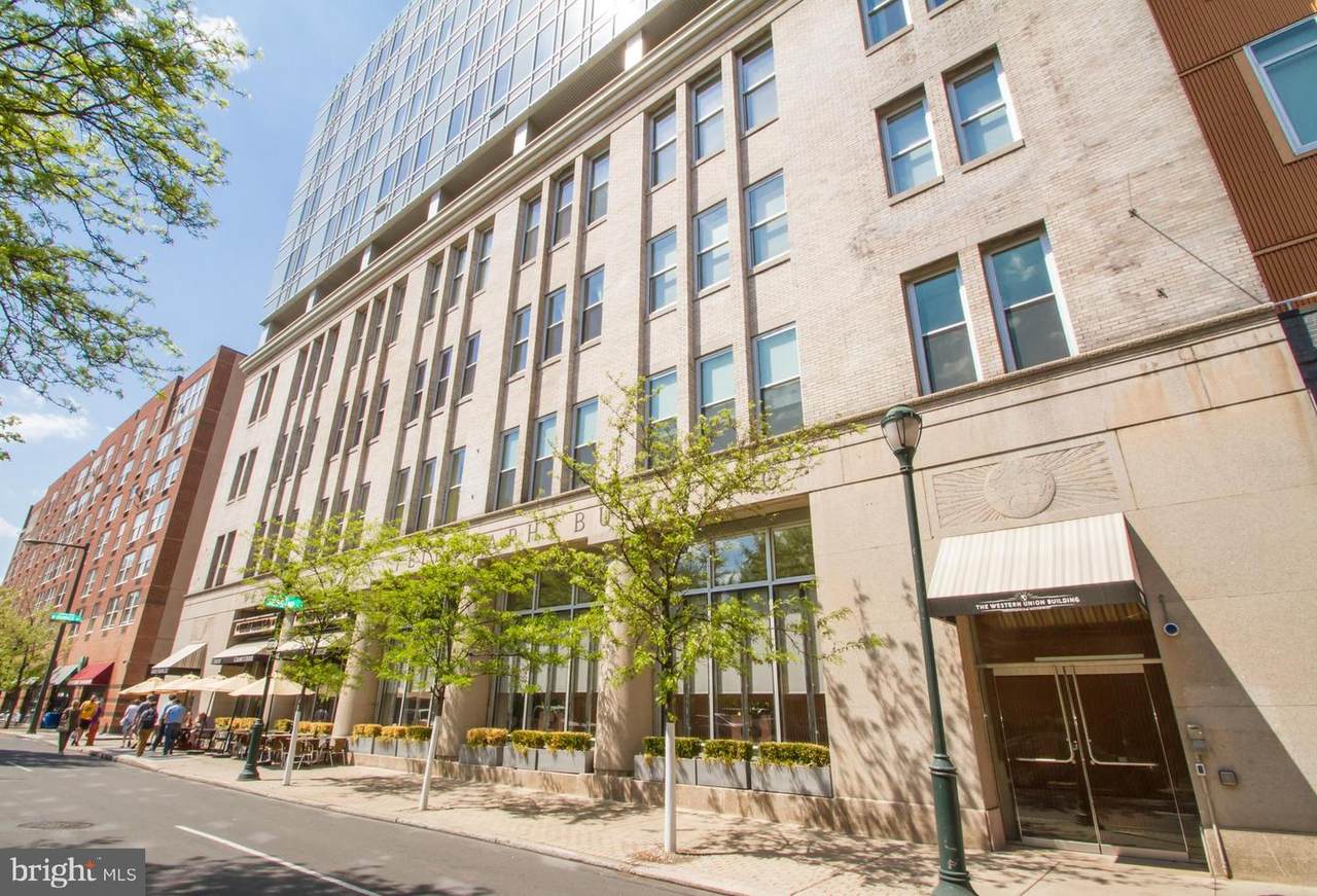 1101 Locust Street - Photo 1