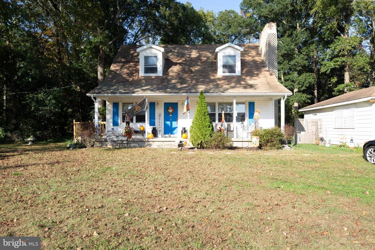 2092 Main Rd - Photo 1