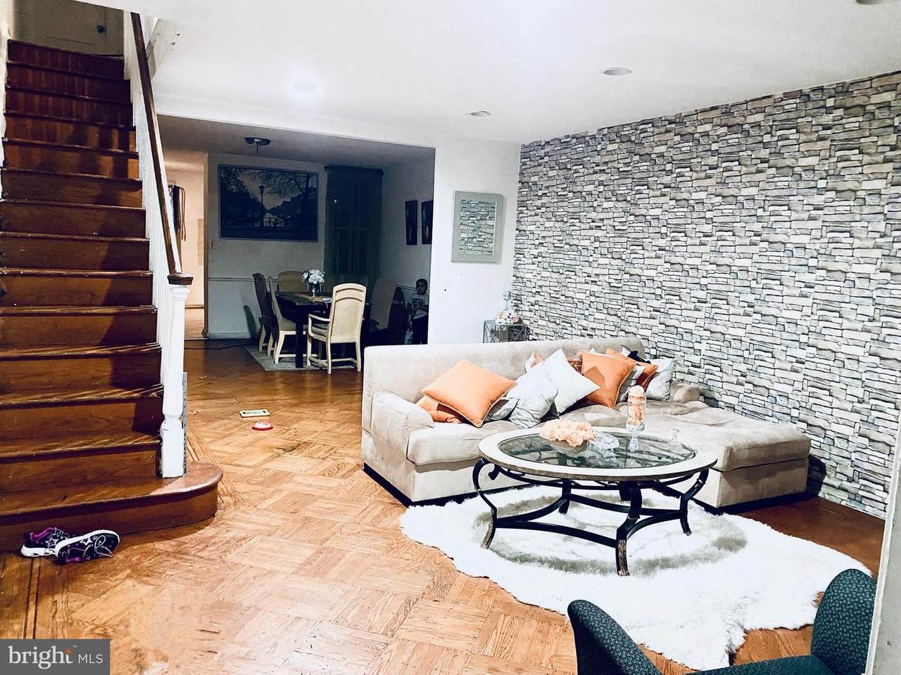 3126 Fanshawe Street - Photo 1