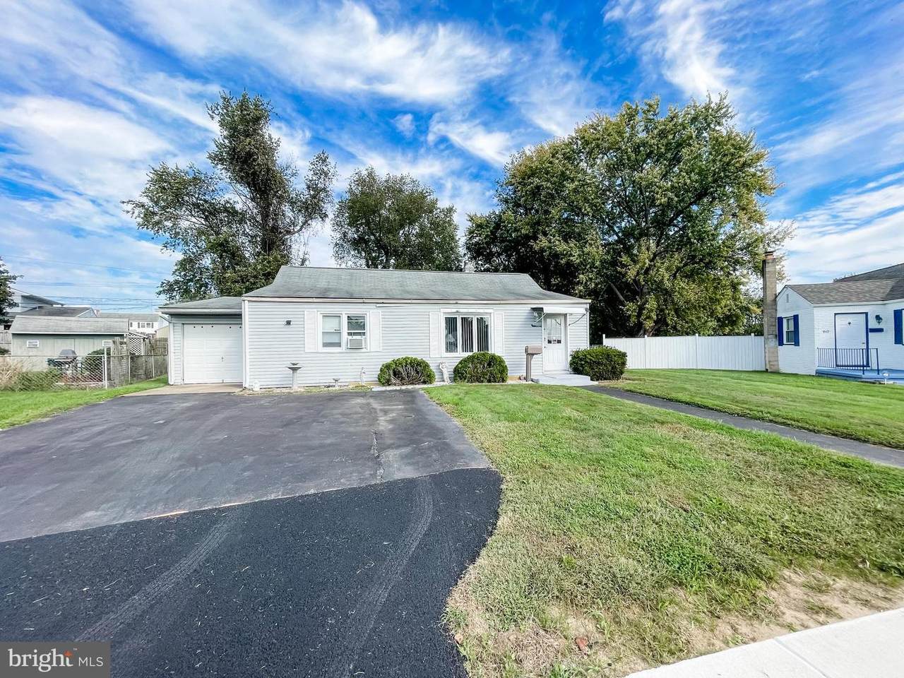 111 University Avenue - Photo 1