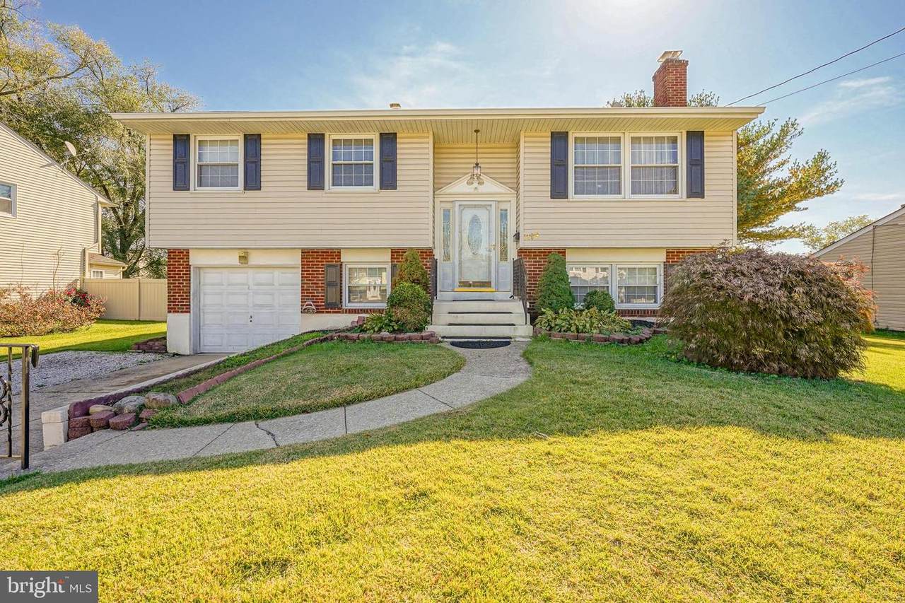 219 Crescent Avenue - Photo 1