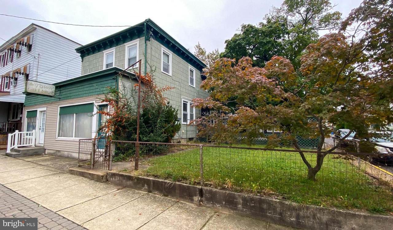 227 Broadway - Photo 1